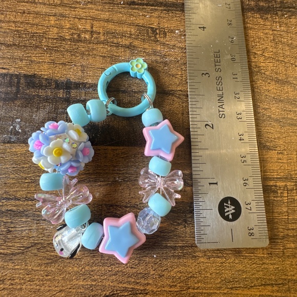 Phone charm - Picture 2 of 2